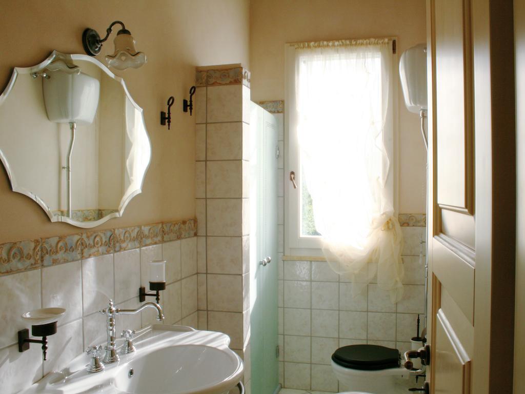 Agriturismo L'Infinito Villa Gambettola ภายนอก รูปภาพ