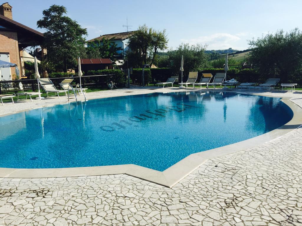 Agriturismo L'Infinito Villa Gambettola ภายนอก รูปภาพ