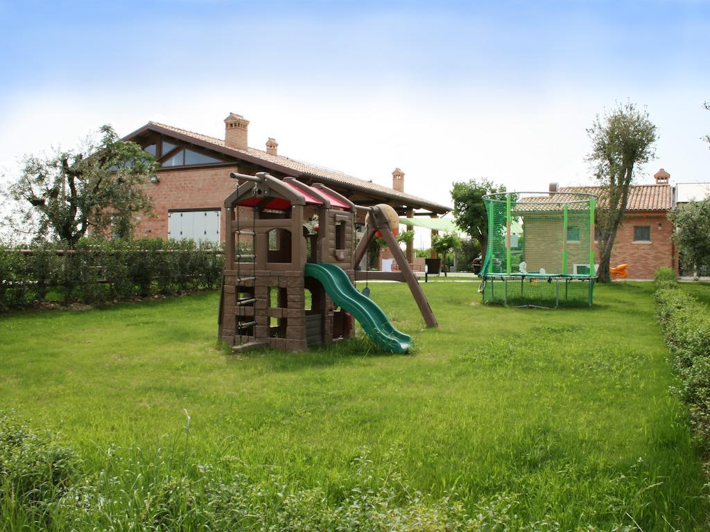 Agriturismo L'Infinito Villa Gambettola ภายนอก รูปภาพ